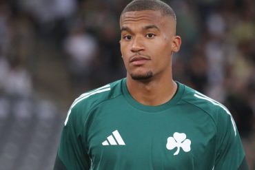 Alban Lafont pourrait quitter Nantes cet été pour effectuer son retour en Ligue 1 avec Lille.