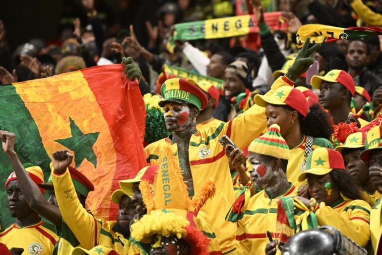 Le roi du Maroc Mohammed VI a gracié les supporters sénégalais détenus après la finale de la CAN 2025.