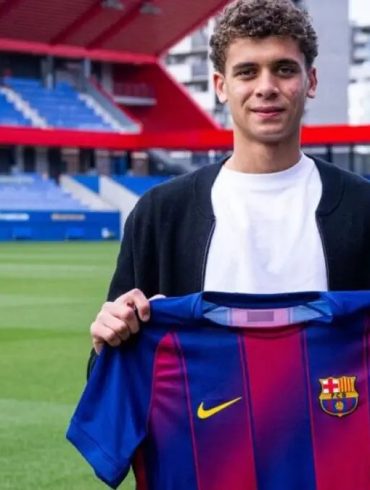 Hamza Abdelkarim va poursuivre son aventure avec le FC Barcelone.