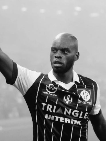 Yrondu Musavu-King est décédé à l’âge de 34 ans.