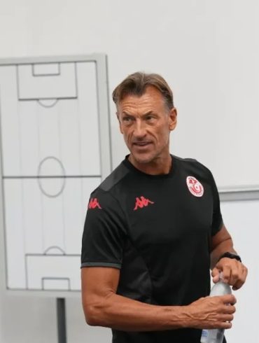 Le recrutement express d’Hervé Renard en Tunisie fait polémique.