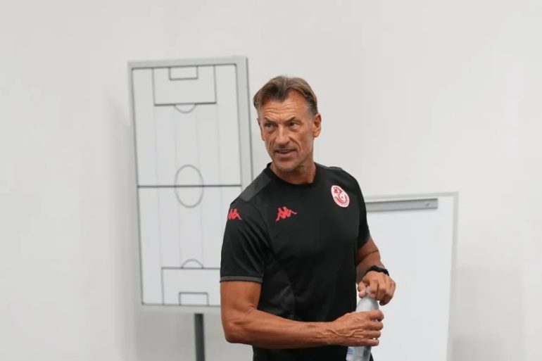 Le recrutement express d’Hervé Renard en Tunisie fait polémique.