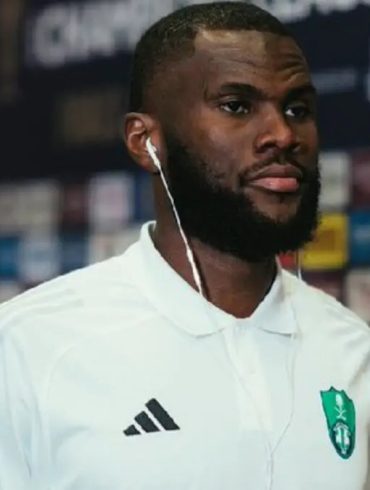 Franck Kessié pourrait quitter Al-Ahli et viser un retour en Serie A.