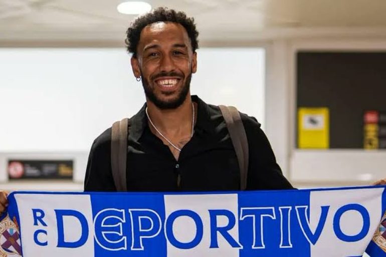 Pierre-Emerick Aubameyang explique les raisons familiales de son transfert au Deportivo La Corogne.