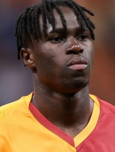 Wilfried Singo est courtisé par l’Inter Milan, qui aurait proposé 35 millions d’euros à Galatasaray.