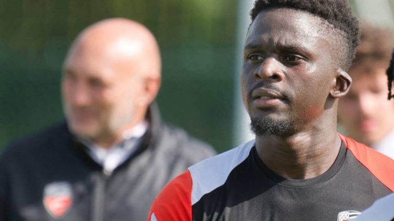 Bamba Dieng se rapproche de l’Étoile Rouge