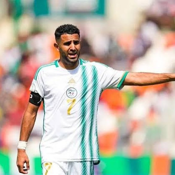 Riyad Mahrez annonce sa retraite internationale après l’élimination de l’Algérie au Mondial 2026.