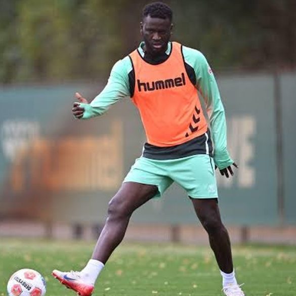 Victor Boniface a repris l’entraînement avec le Bayer Leverkusen avant la nouvelle saison.