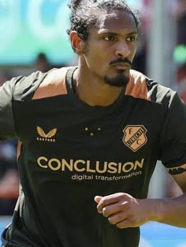 Sébastien Haller va rejoindre Sanfrecce Hiroshima en tant que joueur libre.