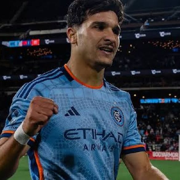 Monsef Bakrar quitte le Dinamo Zagreb et rejoint Al Ahly pour les trois prochaines saisons.