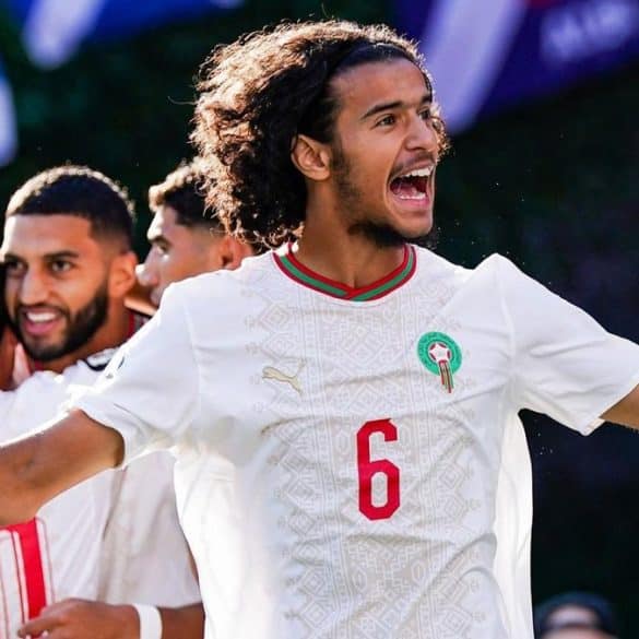 Manchester City intensifie ses démarches pour recruter le milieu marocain Ayyoub Bouaddi.