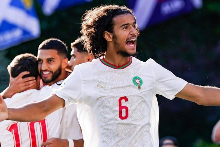 Manchester City intensifie ses démarches pour recruter le milieu marocain Ayyoub Bouaddi.