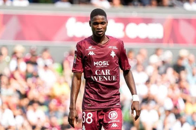 Sadibou Sané quitte le FC Metz et rejoint officiellement l’AS Monaco.