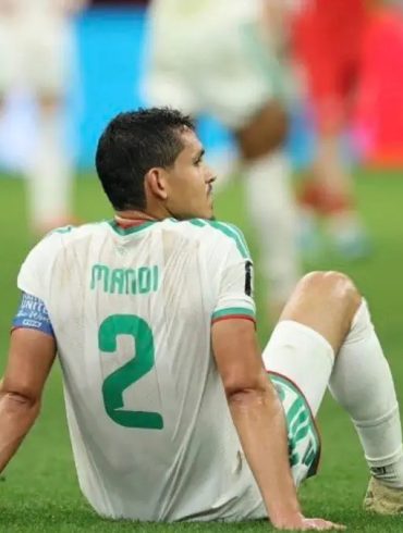Aïssa Mandi s’engage officiellement avec Levante jusqu’en juin 2028.