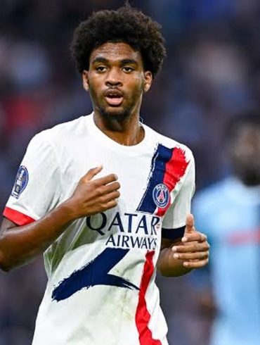 Ibrahim Mbaye souhaite quitter le PSG pour obtenir plus de temps de jeu.