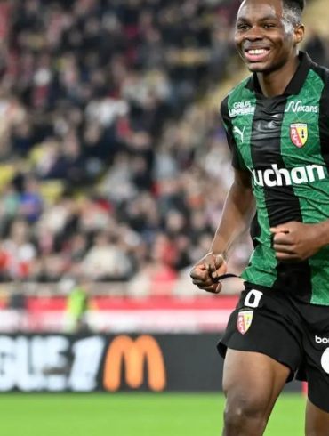 Mamadou Sangaré devrait quitter le RC Lens pour rejoindre Brentford dans le cadre d’un transfert record.