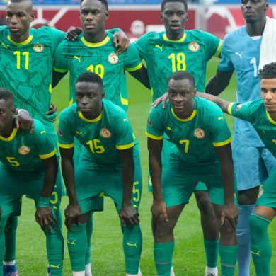 La Fédération sénégalaise a renvoyé le chef cuisinier des Lions après une accusation de harcèlement sexuel présumé.