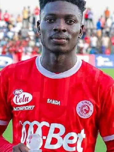 Libre après son départ du CR Belouizdad, Jean Charles Ahoua s’engage avec Al-Faisaly jusqu’en juin 2028.