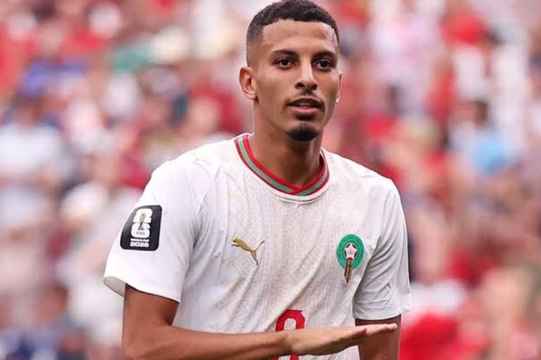 Azzedine Ounahi figure parmi les joueurs étudiés par le FC Barcelone pour renforcer son milieu de terrain.