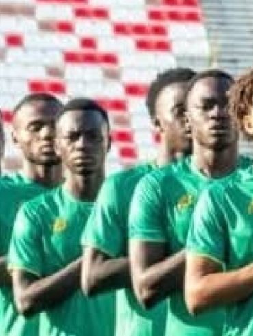 Abdelhak Ben Idder attire l’Europe, mais les deux géants d’Alger restent en embuscade