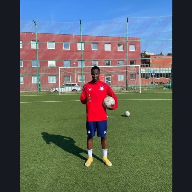 Abubakali Walusimbi se rapproche du Slavia Prague.