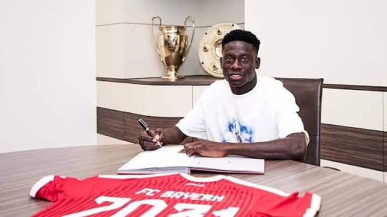 Le Bayern Munich verrouille définitivement Bara Sapoko Ndiaye