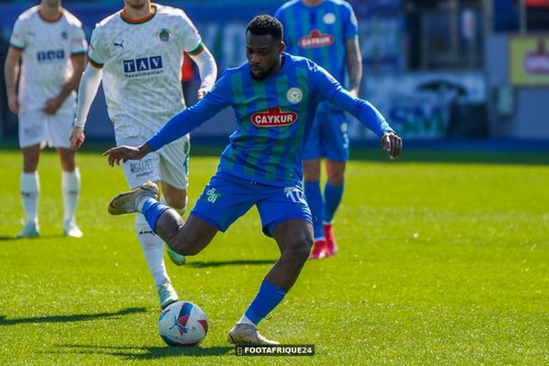 Rizespor réclame 2,5 M€ pour Ibrahim Olawoyin