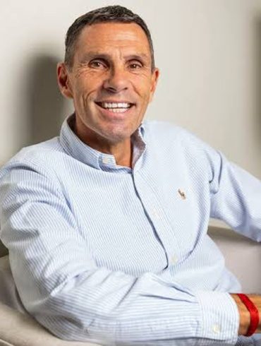 Gustavo Poyet est annoncé parmi les candidats potentiels pour prendre les commandes de la sélection algérienne.