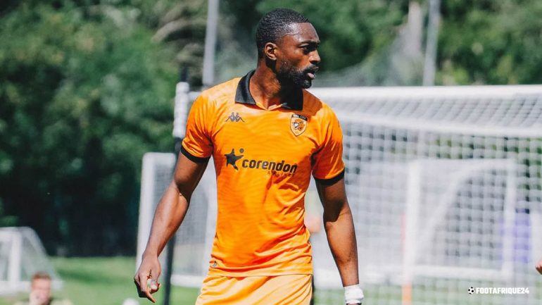 Semi Ajayi marque le retour de Hull City en Premier League