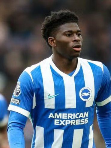 Carlos Baleba attire désormais l’attention de Newcastle United.