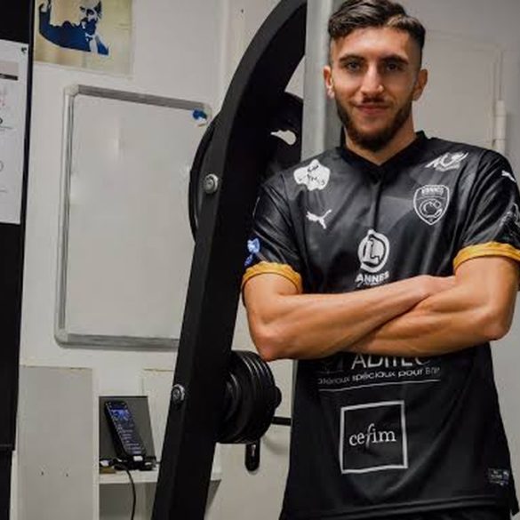 Farès Ghedjemis est devenu l’une des priorités offensives de l’AS Monaco sur le marché des transferts.