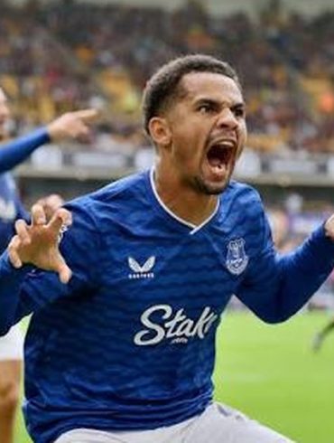 Arsenal a pris des renseignements sur Iliman Ndiaye, également suivi avec insistance par Al-Hilal.