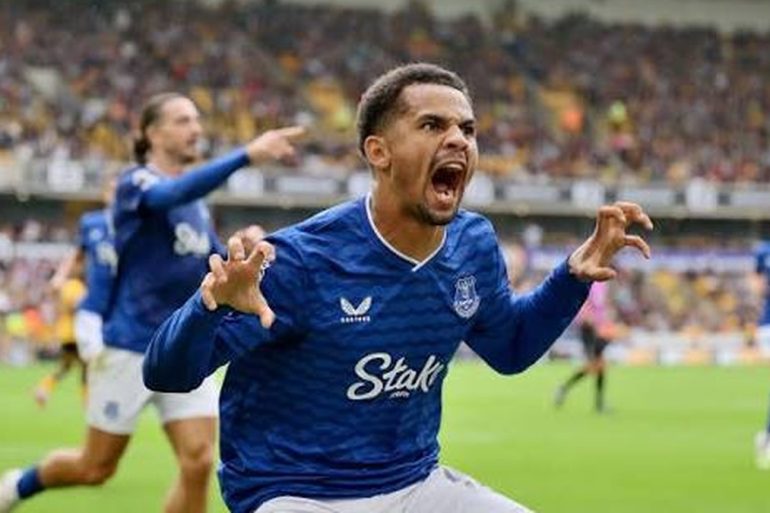 Arsenal a pris des renseignements sur Iliman Ndiaye, également suivi avec insistance par Al-Hilal.