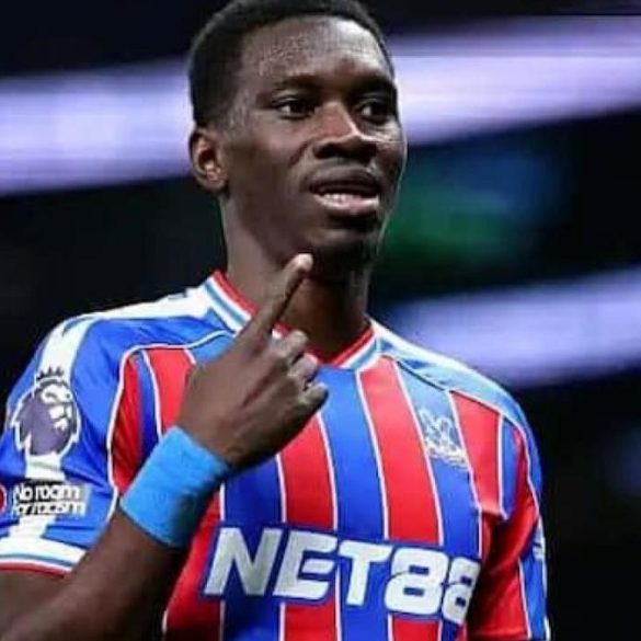 Fenerbahçe a entamé des discussions pour tenter de recruter l’international sénégalais Ismaïla Sarr.