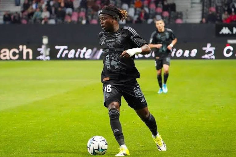 Alexandre Bi Zaouai est sous contrat avec le SC Bastia.