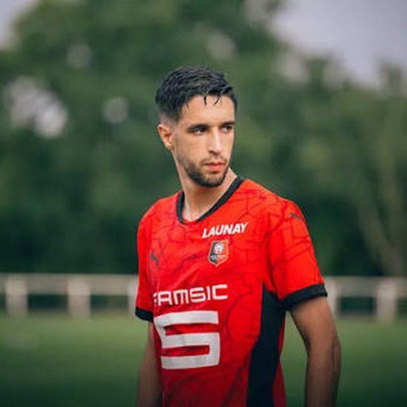 Le Raja Casablanca négocie avec le Real Valladolid pour recruter le défenseur marocain Mohamed Jaouab.