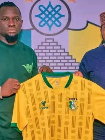 Le gardien international béninois Serge Obassa quitte Remo Stars et s’engage pour une saison avec Kano Pillars.