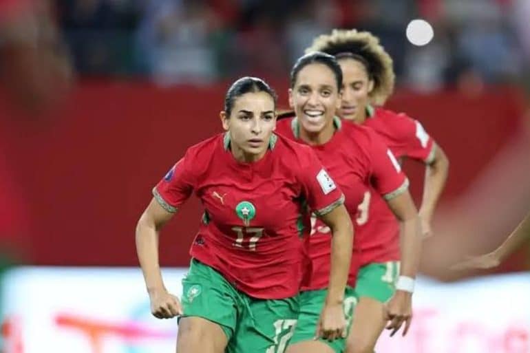 Le Maroc et le Cameroun se retrouvent à Rabat pour une place en finale de la CAN féminine 2026.