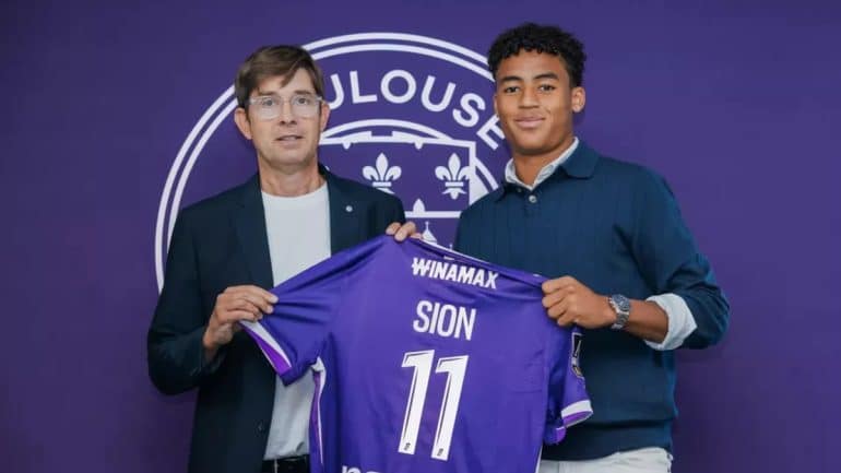Toulouse investit sur Sion Oppong et le sécurise jusqu’en 2030