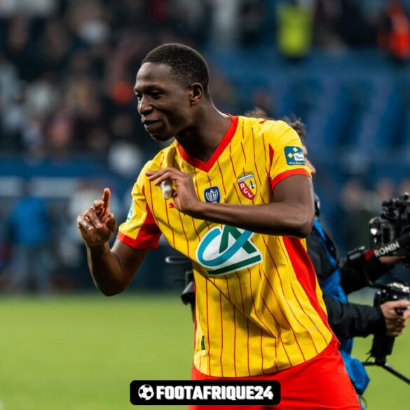 Abdallah Sima a réduit l’écart pour Lens juste avant la pause lors du 2-2 contre Le Mans.