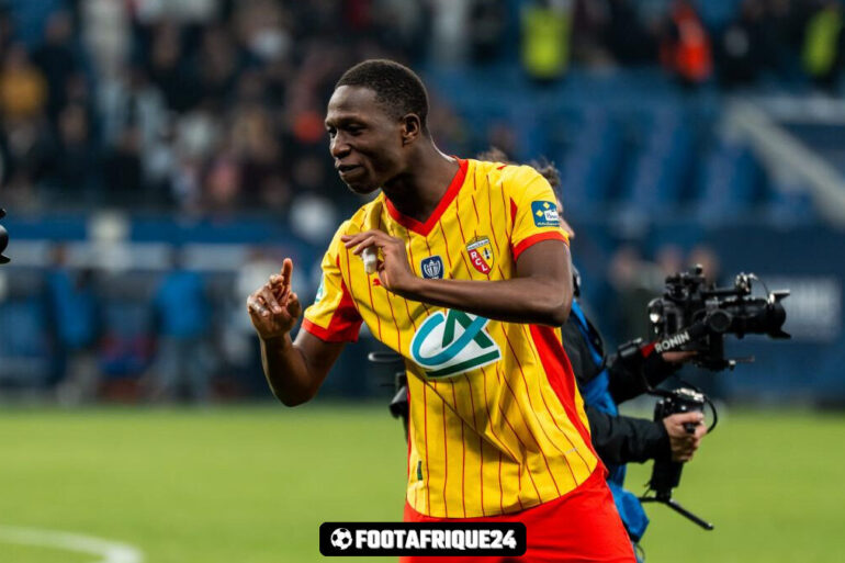 Abdallah Sima a réduit l’écart pour Lens juste avant la pause lors du 2-2 contre Le Mans.