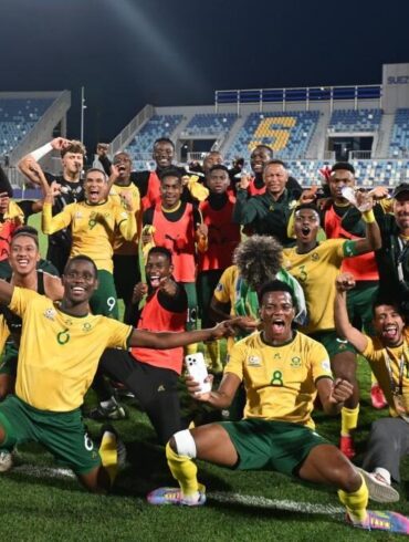 Les Amajita célébrant une performance en compétition U20.