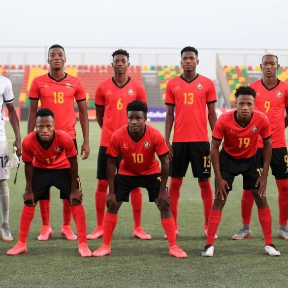 Joueurs du Mozambique U20 avant un match