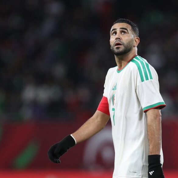 Algérie : Mahrez pourrait entrer en scène pour convaincre le phénomène Mezian Mesloub