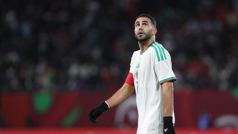 Mahrez appelé à la rescousse pour attirer le phénomène Mezian Mesloub
