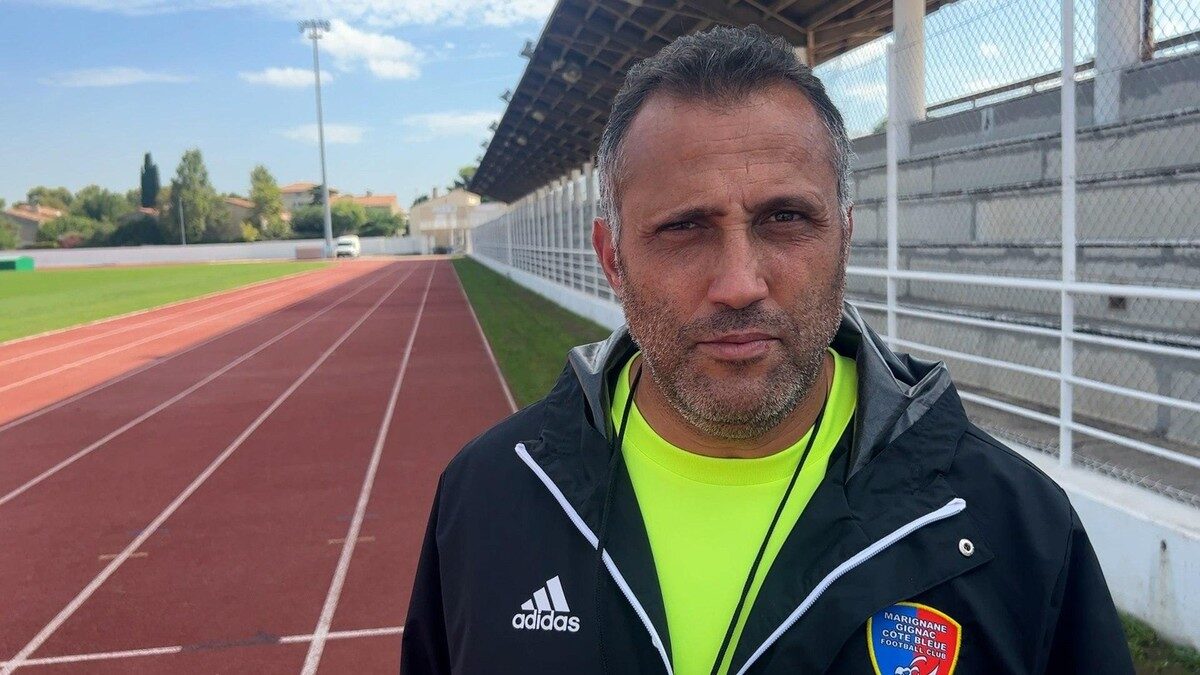 Brahim Hemdani lors de ses fonctions d’entraîneur.