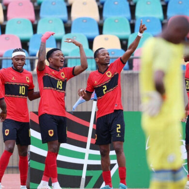 Une sélection de jeunes de l’Angola. Les Palancas Negras U20 ont battu Eswatini 4-0 avec quatre buteurs différents.