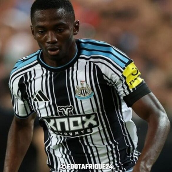 Bazoumana Touré a inscrit son premier but de Premier League lors de la défaite 4-1 de Newcastle à Leeds.