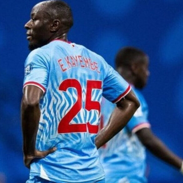 Edo Kayembe avec les Léopards de la RDC, qui pourraient jouer sans public au Stade des Martyrs.
