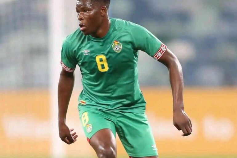Marshall Munetsi avec la sélection du Zimbabwe
